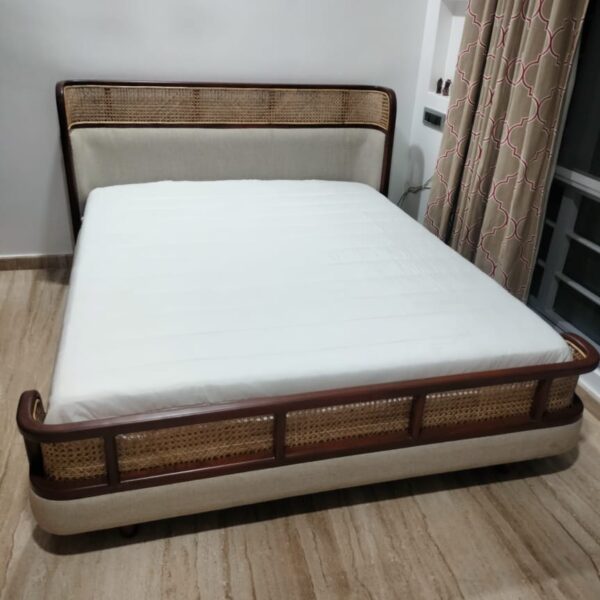 Classic Bed