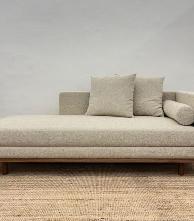 Sandstone Lounger